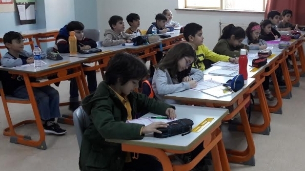 Bahçeşehir Ortaokulda 5.Sınıfa Hazırlık Dersleri Başladı
