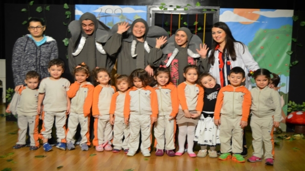 Beykent Okyanus Koleji Okul Öncesi İngilizce Tiyatro Etkinliğinde