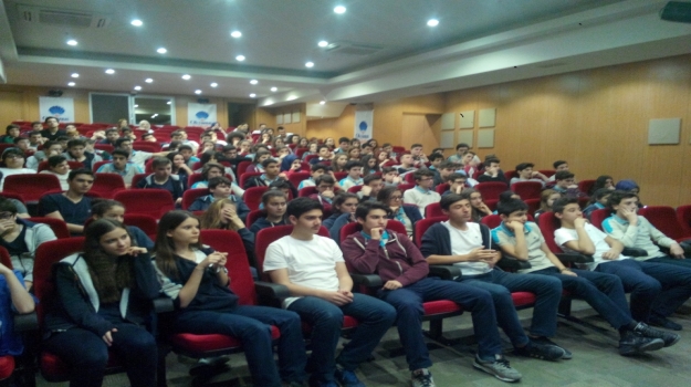 Fatih Okyanus Koleji Anadolu Lisesi Öğrencilerine Akran Zorbalığı Konulu Seminer