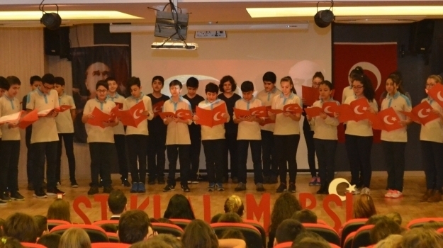 Konyaaltı Kampüste 12 Mart İstiklâl Marşı'nın Kabulü ve Mehmet Akif Ersoy'u Anma Töreni Yapıldı