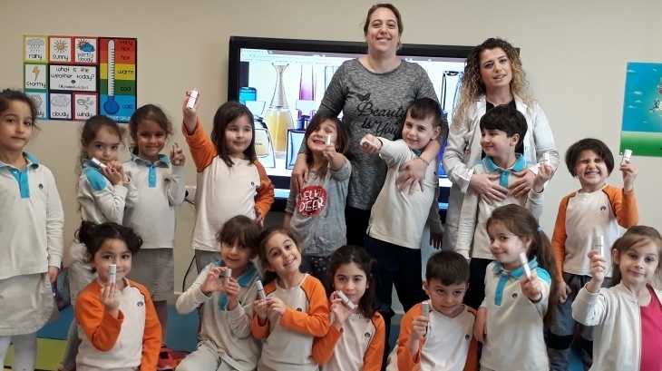 Mavişehir Okyanus Koleji Okul Öncesi Çiçekler Grubu Aile Katılım Etkinliğinde