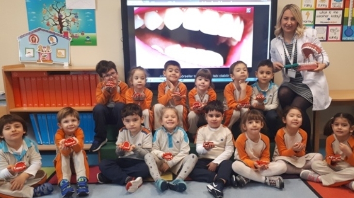 Mavişehir Okyanus Koleji Okul Öncesi İnciler Grubu Sağlıklı Dişler Etkinliğinde