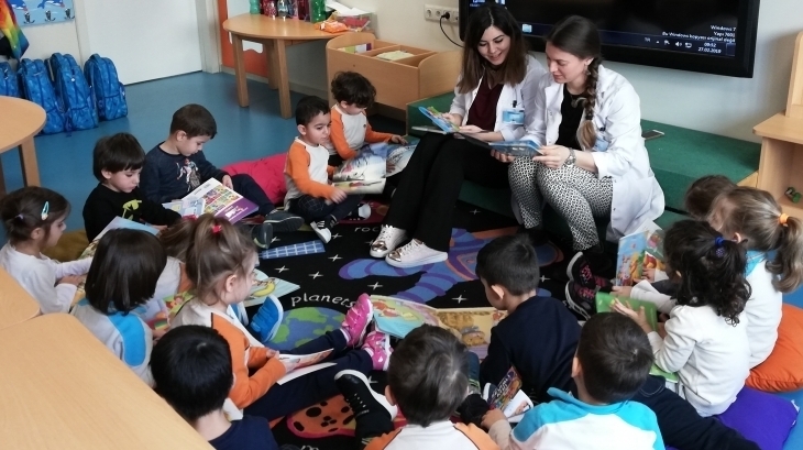 Mavişehir Okyanus Koleji Okul Öncesi Yunuslar Grubu Kitap Gününde