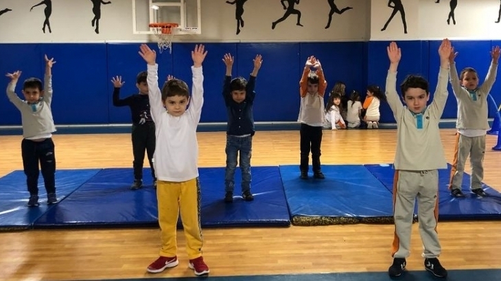 Okul Öncesi Öğrencileri  İlgi ve Yetenek Cimnastik Merkezinde