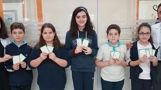 Ataşehir Ortaokul Öğrencileri 'Sevgi ve Saygı Kutusu' Projesiyle En Saygılı Öğrenciyi Seçtiler