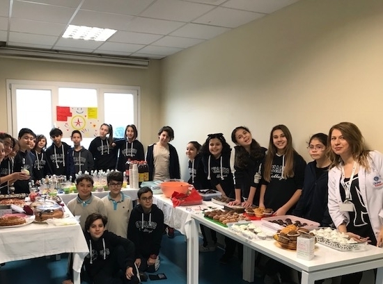 Özel Mavişehir Okyanus Ortaokulu Öğrencilerinden Minik Yüreklere Tam Destek