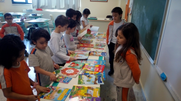 Öğrenciler 'Kitap Seçme, Okuma, İzleme' Çalışması Yaptılar