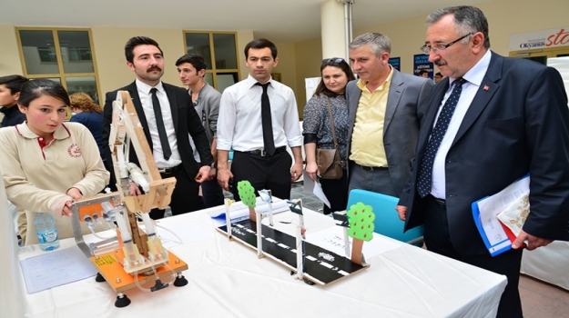 "Küçük Hayaller Büyük Projeler", Bahçeşehir Okyanus'ta Yarıştı