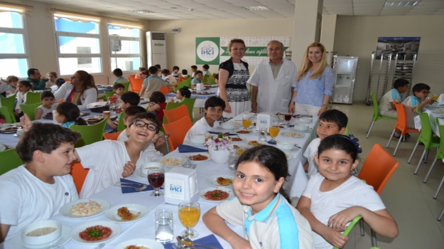 Adana Okyanus İlkokulu 11-15 Mayıs 2015 Haftası Örnek Sınıfını Seçti