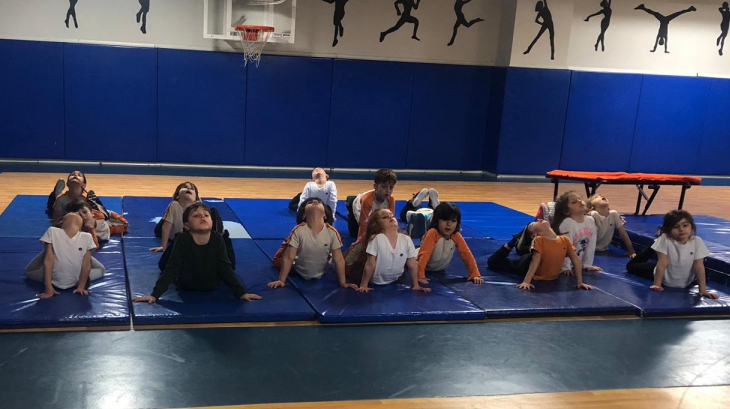 Bahçelievler Okyanus Koleji Okul Öncesi Öğrencileri İlgi ve Yetenek Merkezlerinden Jimnastik Eğitiminde