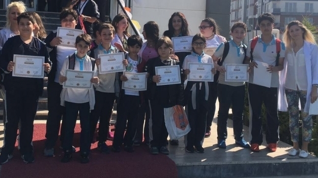 Beykent Kampüsü Ortaokul Öğrencileri 'Osmite  Presentation' Sertifikalarını Aldılar