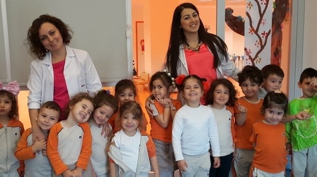 Beykent Okyanus Koleji Okul Öncesi Çiçekler Grubu Öğrencileri Aile Katılımında