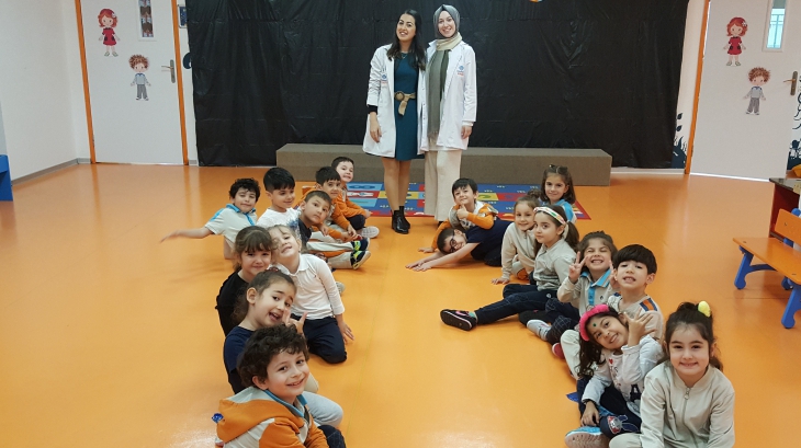 Beykent Okyanus Koleji Okul Öncesi Güneş  Grubu Öğrencileri Play Time Etkinliğinde