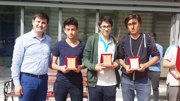 Fatih Okyanus Koleji Nisan Ayı Örnek Öğrencilerini Seçti