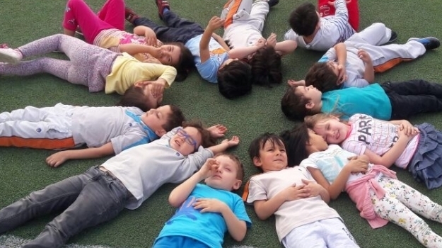 Halkalı Okyanus Okul Öncesi Yunuslar Grubu Beceri Koordinasyon Dersinde