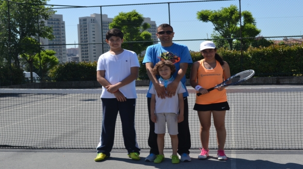 Halkalı Okyanus Koleji Tenis Takımı İlçe Turnuvasında