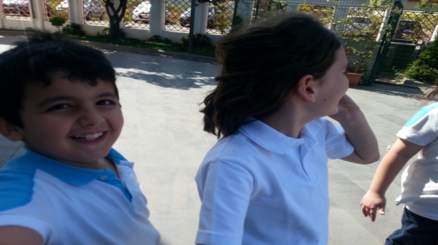 Ataşehir Okyanus'ta İngilizce "Yakar Top" Oyunu