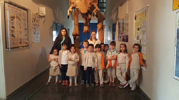 İzmir Mavişehir Okyanus A Grubu Öğrencileri Ege Üniversitesi Tabiat Müzesinde