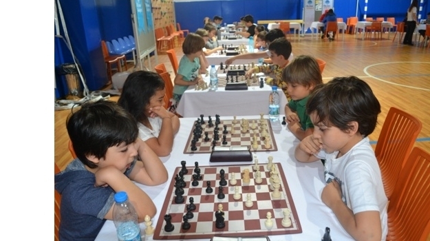 Mavişehir Okyanus Koleji Satranç Turnuvası Başladı
