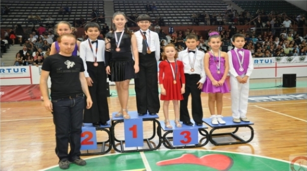 Okyanus'tan Salsa Türkiye Şampiyonluğu