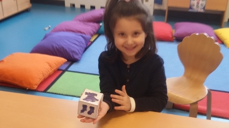 Incek Okyanus College Pre-School Gezegenler Group Students Are Playing With Clothes Dice