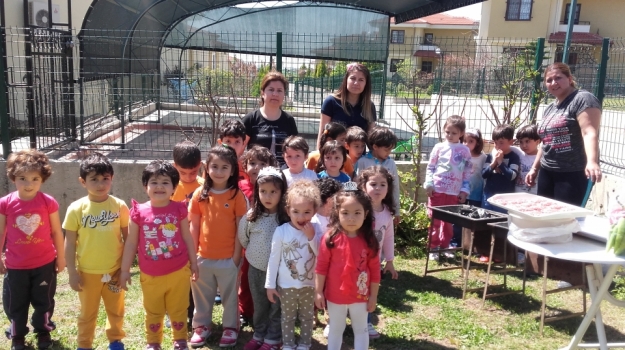 Adana Okyanus Koleji Anaokulu Öğrencileri Mangal Partisinde