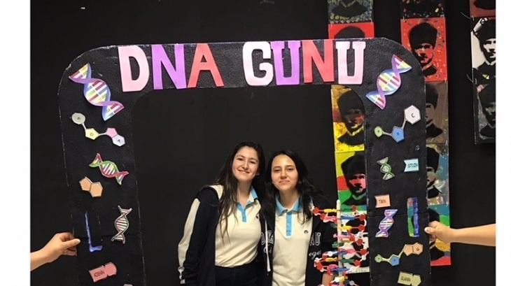 Eryaman Okyanus Koleji Ortaokul Kademesi Uluslararası DNA Günü ve Genom Kongresi (UDGGK) Etkinlikleri