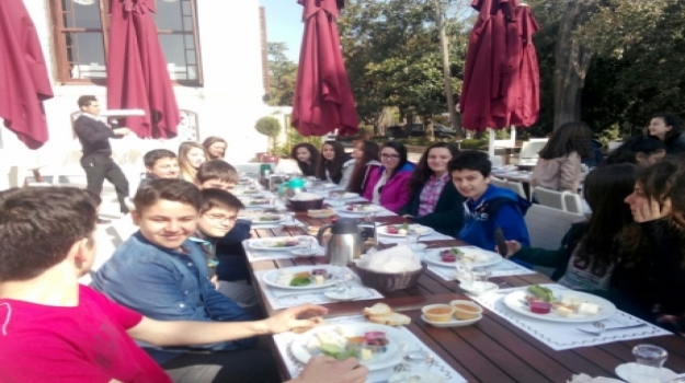 Fatih Okyanus Ortaokul Öğrencileri Motivasyon Kahvaltısında