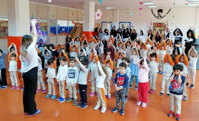 Güneşli Okyanus Koleji Okul Öncesi Öğrencileri Geleneksel Spor Gününde