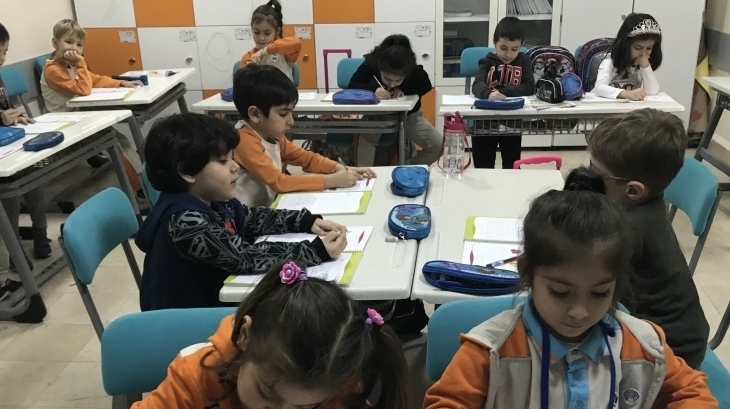 Avcılar Yıldızlar Grubu Öğrencileri İlkokula Hazırlık Okuma Yazma  Etkinliğinde