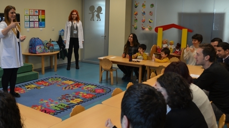 Mavişehir Okyanus Koleji Okul Öncesi Denizyıldızları Grubu "Ailemle Okulumdayım" Etkinliğinde