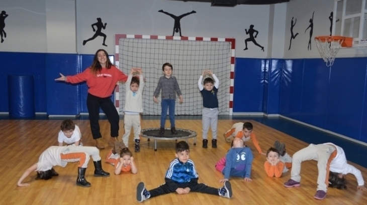 Okul Öncesi Öğrencileri İlgi ve Yetenek Merkezi Cimnastik Dersinde