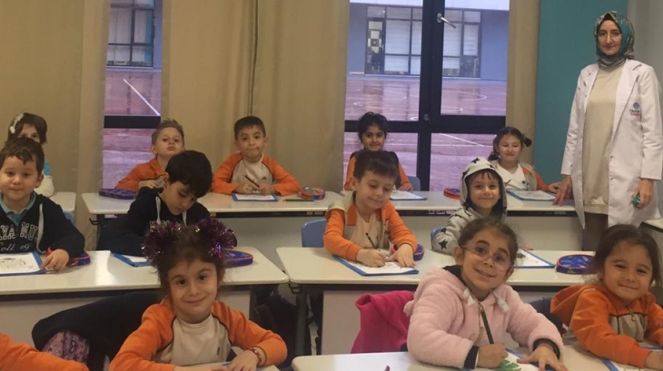 Özel Çekmeköy Okyanus Okul Öncesi Yıldızlar Grubu İlkokul Okuma Yazmaya Hazırlık Dersinde