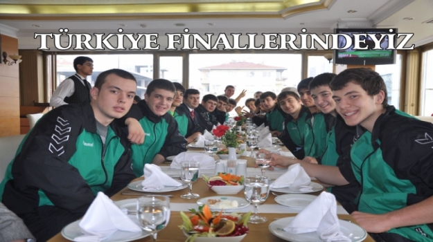 Türkiye Finallerindeyiz !