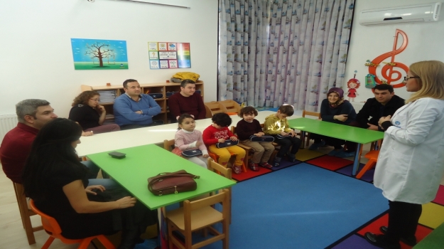 Adana Okyanus Koleji B grubu Öğrencileri Coffee Morning Etkinliğinde