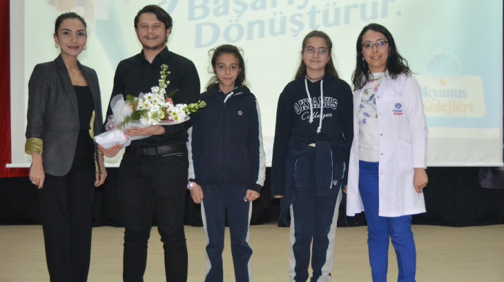 Adana Okyanus Kolejinde Gelecekte Bir Gün Meslekte İlk Gün Projesi İkinci aşaması ‘Velilerimiz Sahnede’ Devam Ediyor