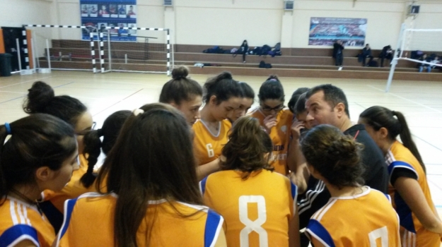 Genç Kız Voleybol Takımı Okullar Arası Voleybol Şampiyonası Finali'nde