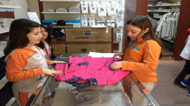 Bahçeşehir Okyanus İlkokul Öğrencileri Okyanus Store'da