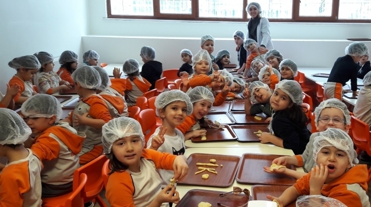 Beykent Okyanus Koleji Okul Öncesi Grubu Mutfak Etkinliğinde