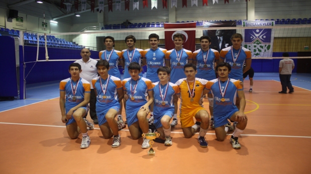 Beylikdüzü Okyanus Genç Erkek Voleybol Takımı Türkiye Finalleri'nde