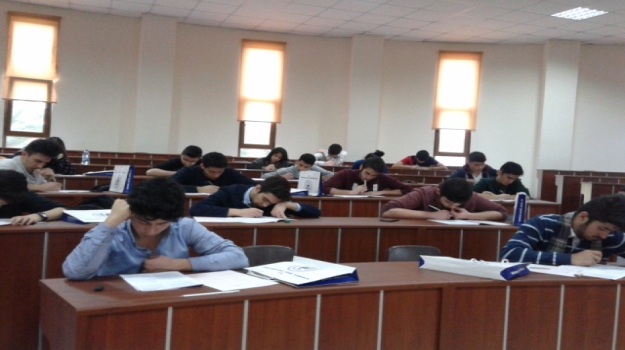 Okyanus Koleji 12. Sınıf Öğrencileri Arel Üniversitesi'nde YGS-7 Deneme Sınavına Girdiler