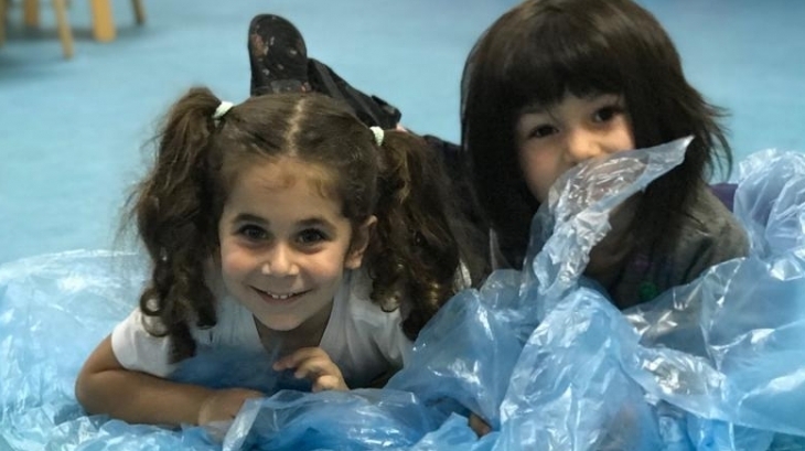 Çekmeköy Okyanus Koleji, Okul öncesi Çiçekler Grubu İngilizce Bilingual Dersinde