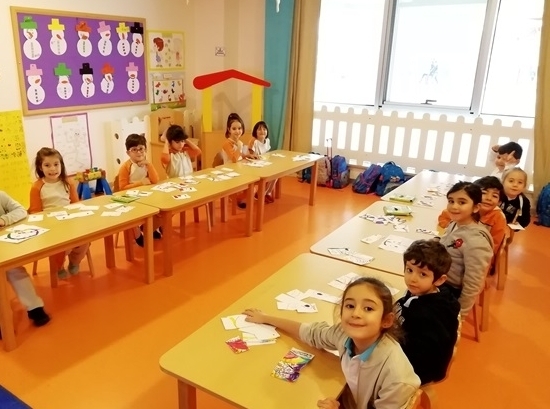 Kemerburgaz Okyanus Koleji Gökkuşağı Grubu Öğrencileri Türkçe Dil Etkinliğinde