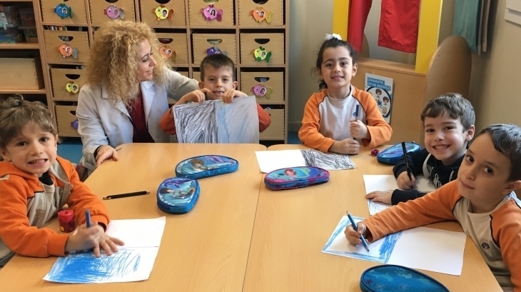 Mavişehir Okyanus Koleji Okul Öncesi Balıklar Grubu İngilizce Dersinde