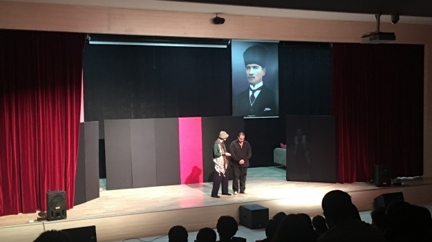 Mimaroba Anadolu Lisesi Öğrencileri Tiyatro İle Buluştu