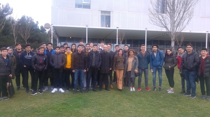 Mühendislik Kariyer Kulübü Öğrenciler İTÜ Tanıtım Günlerinde