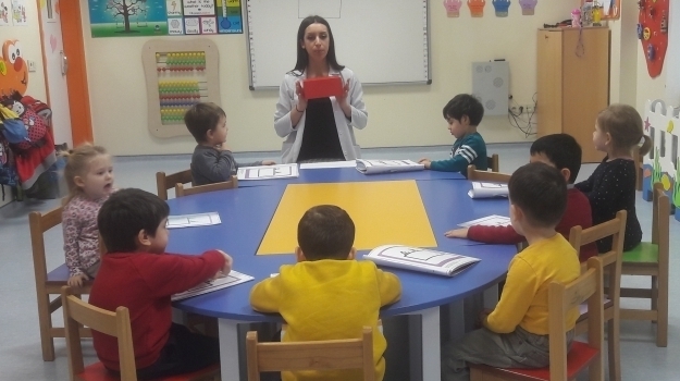 Sancaktepe Okyanus Koleji Okul Öncesi Kırmızı Grubu Öğrencileri Okuma Yazma Etkinliğinde